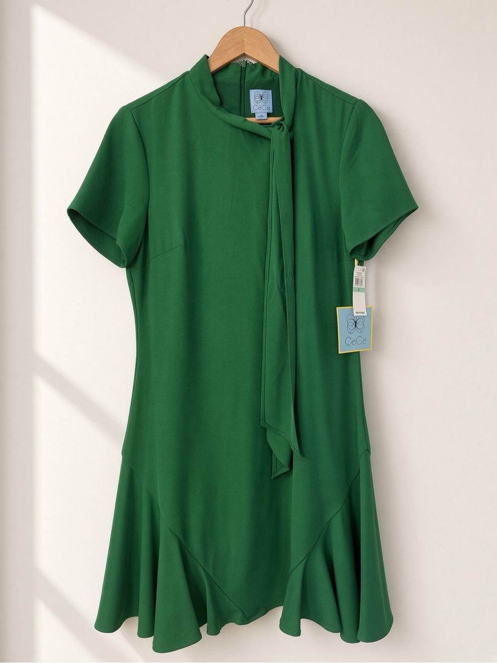 CeCe Emerald Green Short Sleeve Flounce Dress MadMen Retro flattering